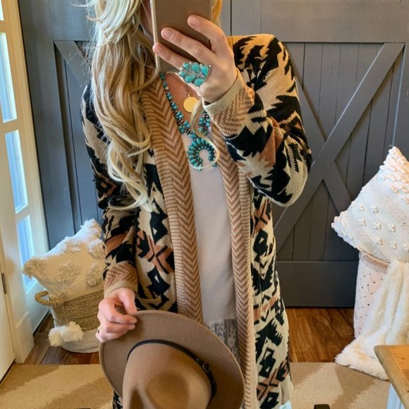 New Montana Western Long Cardigan Sweater Top / Tribal Native Aztec Yellowstone - Picture 2 of 8